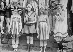 Bathing beach parade, 1919, Bathing Beach Washington D.C. (Source: Wikimedia Commons) Bathing beach parade, 1919, Bathing Beach Washington D.C. (Source: Wikimedia Commons)