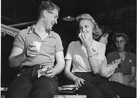 Aircraft Workers on Lunch Break, 1942 (Source: Wikimedia) Aircraft Workers on Lunch Break, 1942 (Source: Wikimedia)