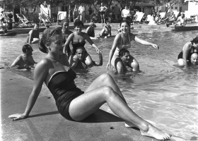 Guests lounge at the pool at the Dolphin Village Hotel in Shavei Zion, 1954 (Source: Wikimedia Commons) Guests lounge at the pool at the Dolphin Village Hotel in Shavei Zion, 1954 (Source: Wikimedia Commons)