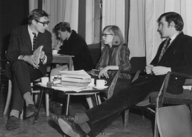 Third Floor Coffee Bar, London School of Economics, 1964 (Source: Wikimedia Commons) Third Floor Coffee Bar, London School of Economics, 1964 (Source: Wikimedia Commons)