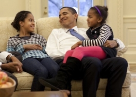 President Barack Obama in the Oval Office with daughters Malia and Sasha, 2009 (Source: Wikimedia Commons) President Barack Obama in the Oval Office with daughters Malia and Sasha, 2009 (Source: Wikimedia Commons)