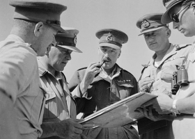 British generals, during the Battle of Gazala, 1942 (Source: Wikimedia Commons) British generals, during the Battle of Gazala, 1942 (Source: Wikimedia Commons)