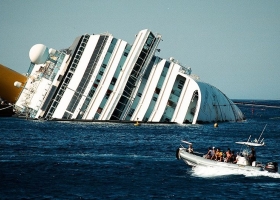 View of the MS Costa Concordia shipwreck, 2012 (Source: Wikimedia Commons) View of the MS Costa Concordia shipwreck, 2012 (Source: Wikimedia Commons)